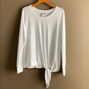 Evereve White sweater